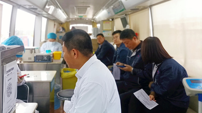 沈陽航空產(chǎn)業(yè)集團組織員工開展“獻熱血、踐初心”無償獻血活動